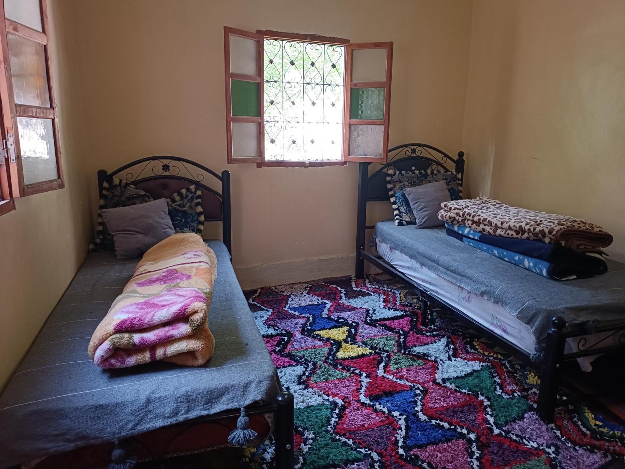Auberge Toubkal Amsouzart Aitst Idar Tizgui Luaran gambar
